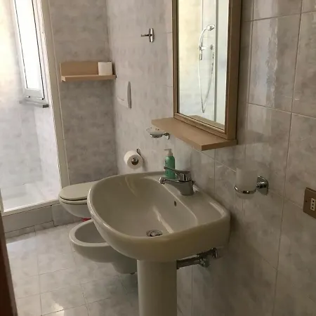 Apartman Gerenzone - *